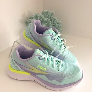 NWT FILA AQUA/ PURPLE SNEAKERS TENNIS SHOES RUNNING SHOES SZ 6